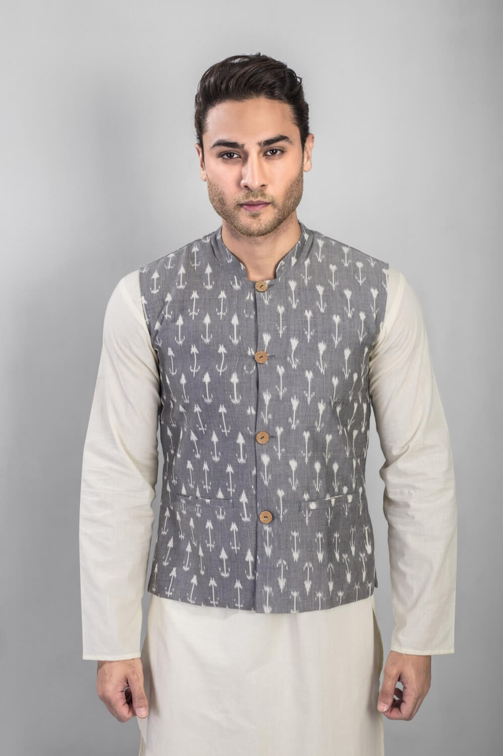 Plain kurta with ikkhat jacket – Aangan of Kutch