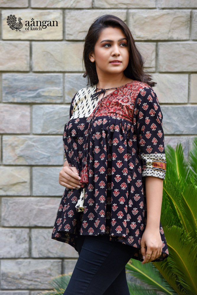 The 10 Best Ways To Wear A Kurti With Jeans In 2022 - To Near Me-saigonsouth.com.vn